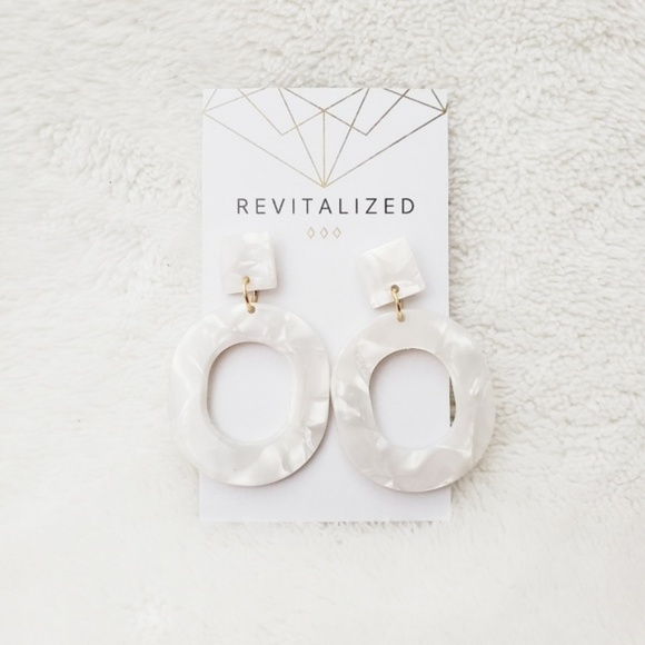 revitalized Jewelry - Acrylic Resin Geometric Earrings